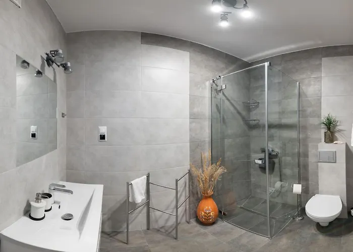 ホームステイ Dom Latarnika