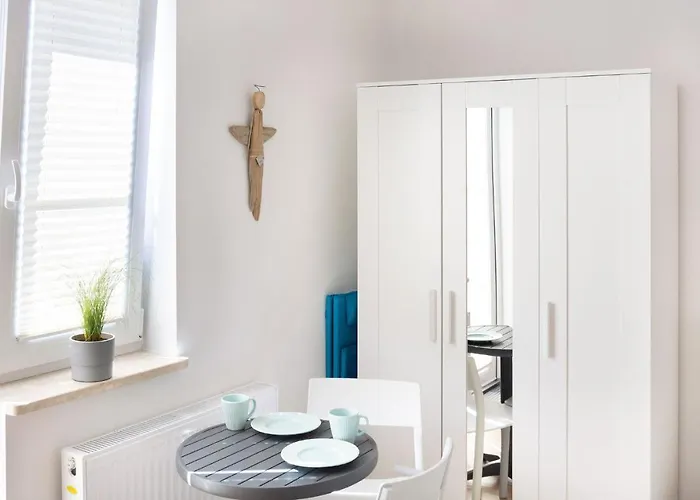 Dom Latarnika * ヤロスワビエツ